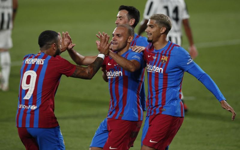 Nhận định, soi kèo Linares vs Barcelona