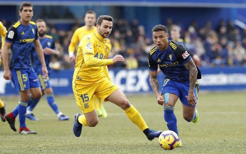 Nhận định, soi kèo Ponferradina vs Espanyol