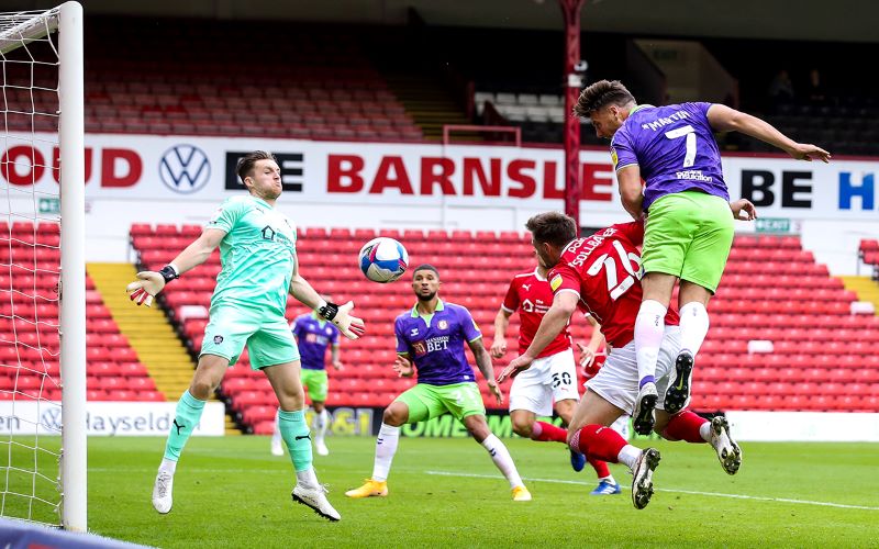 Nhận định, soi kèo Barnsley vs Bristol