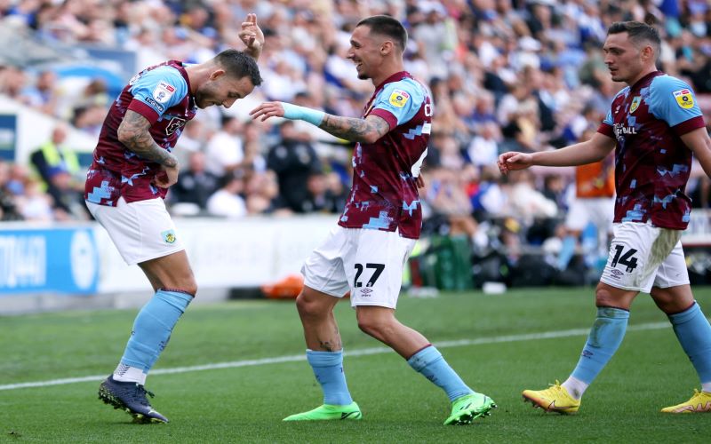 Soi kèo, nhận định QPR vs Burnley