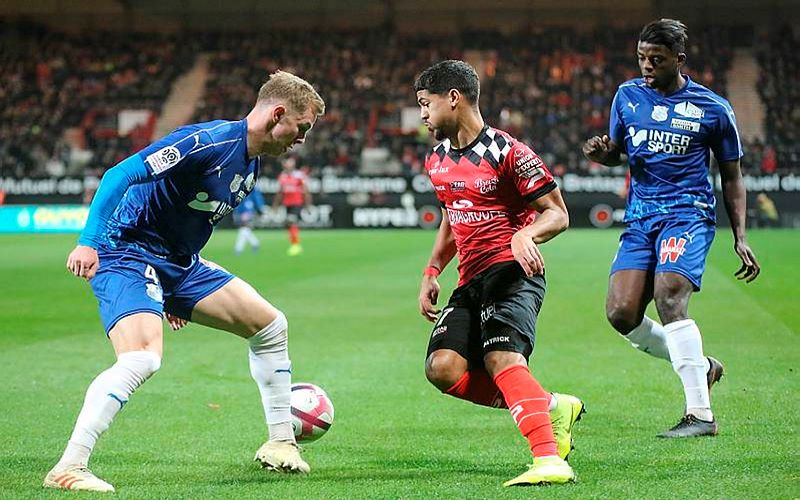 Soi kèo, nhận định Amiens vs Guingamp