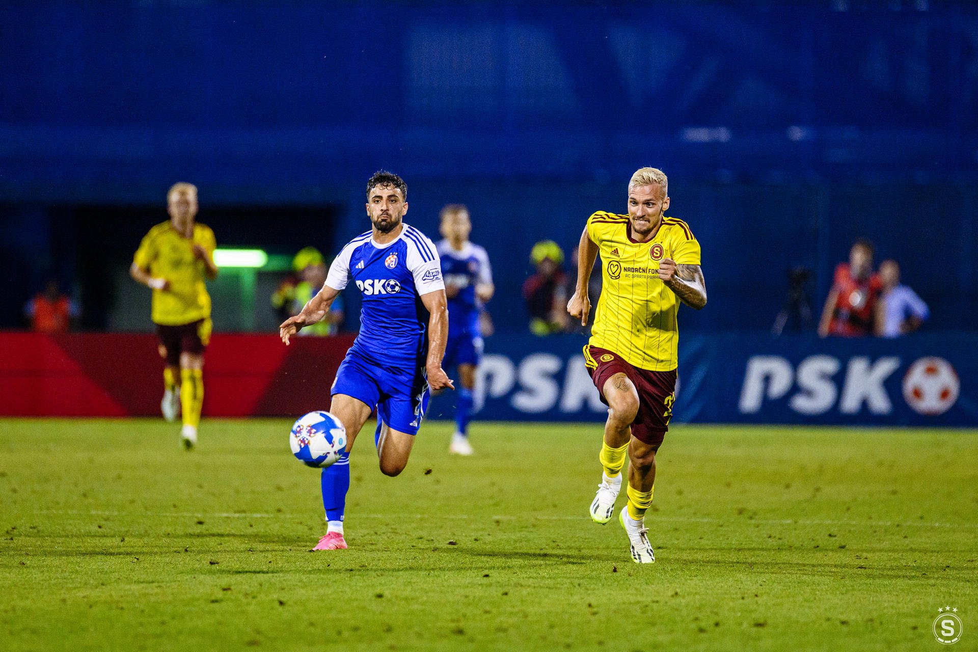 Soi kèo Sparta Prague vs Dinamo Zagreb