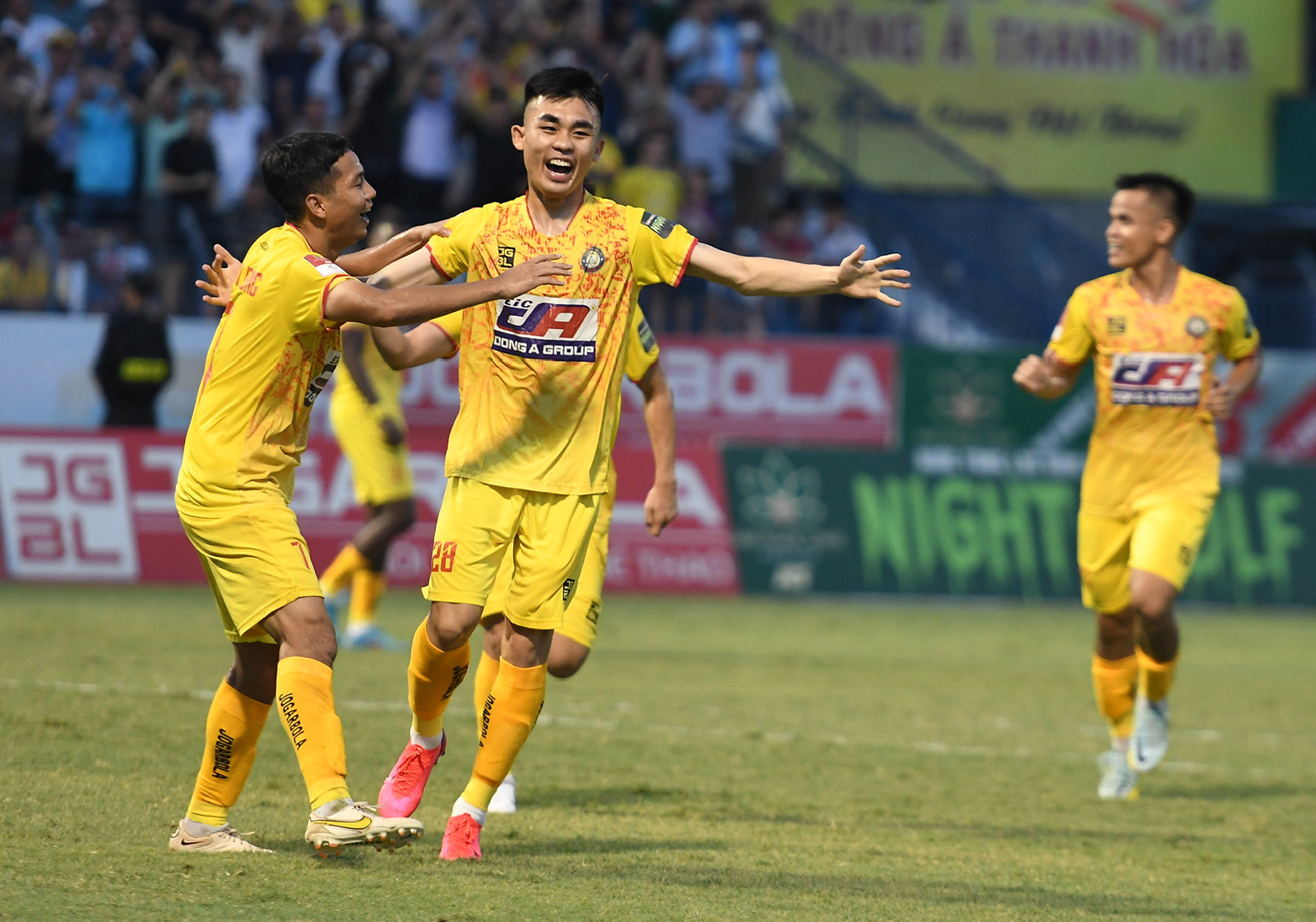 Soi kèo Thanh Hóa vs PVF-CAND