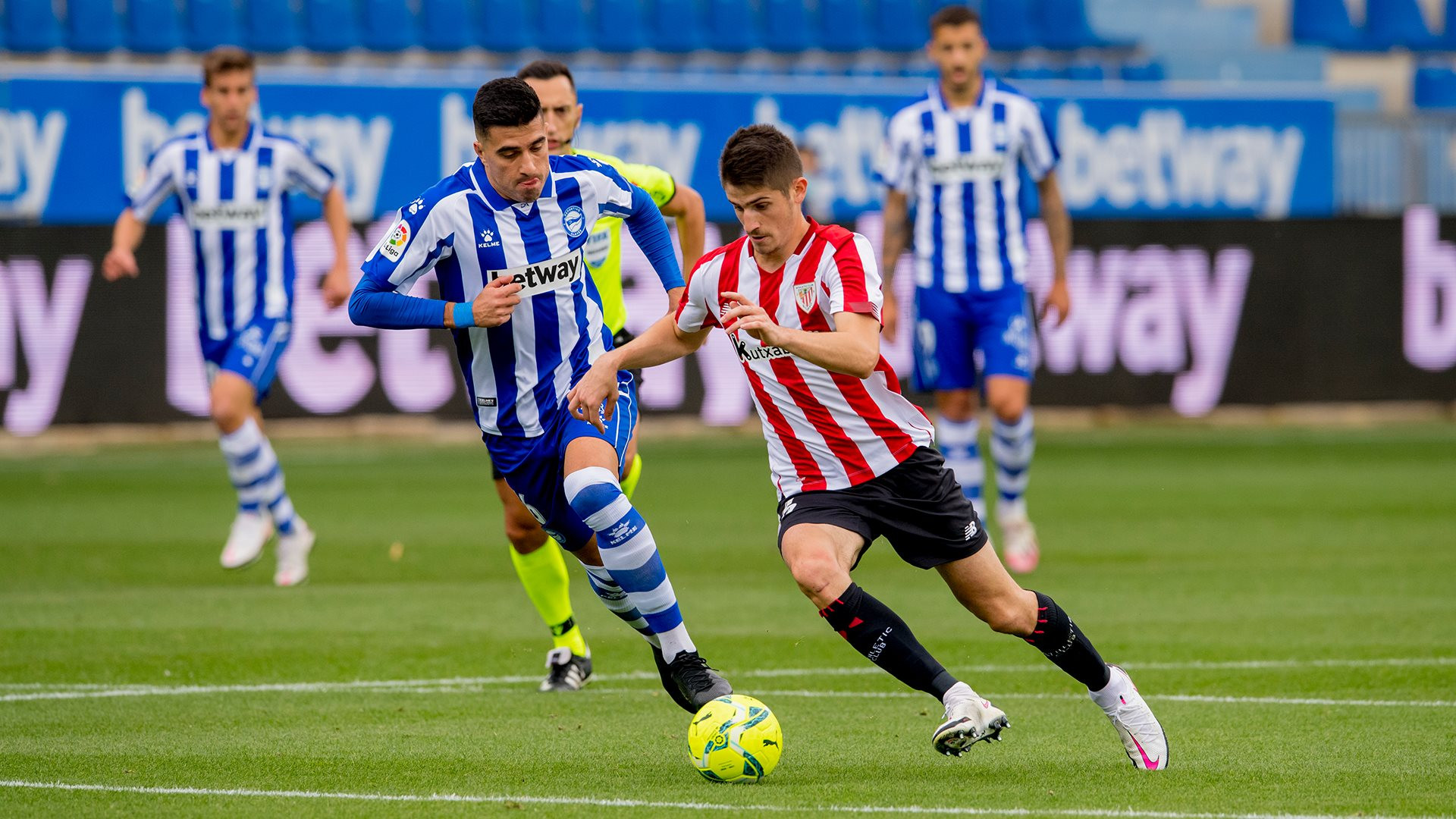 Soi kèo Alaves vs Bilbao