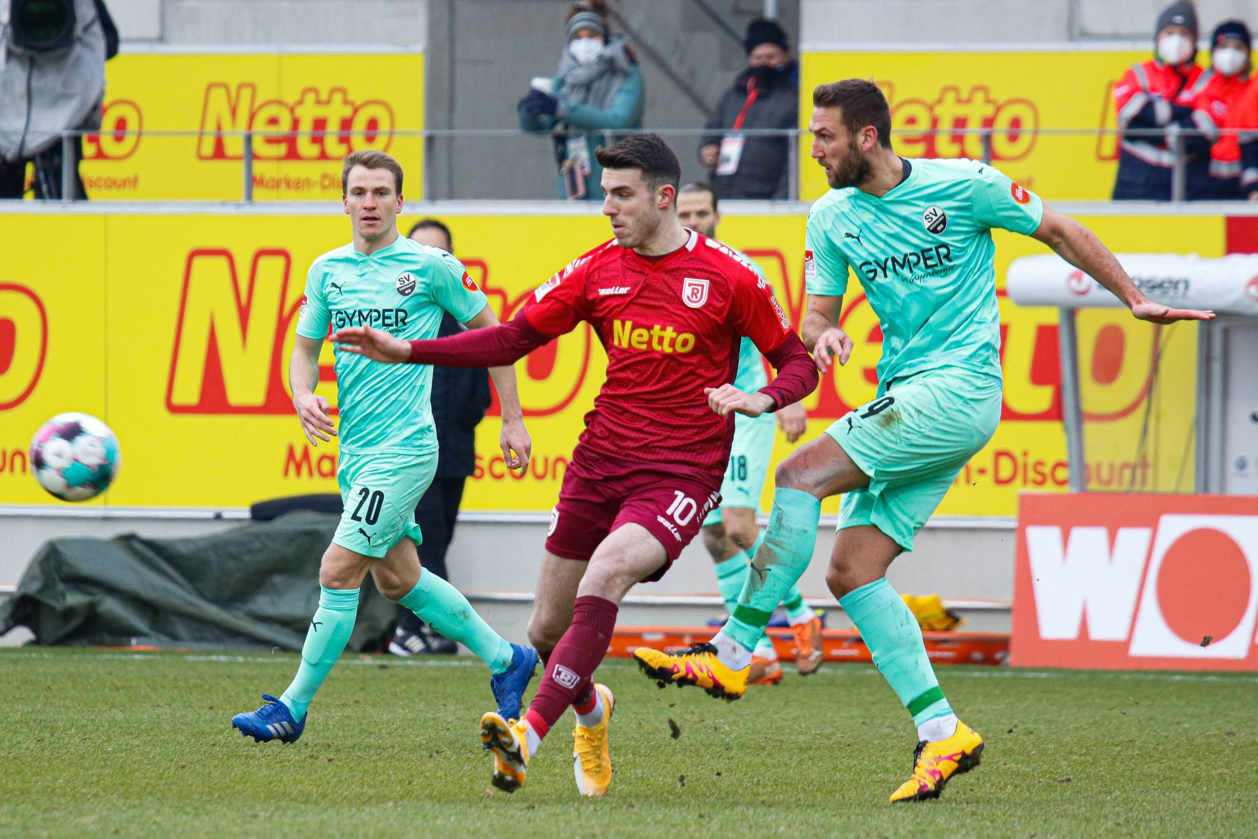 Nhận định, soi kèo Regensburg vs Bremen