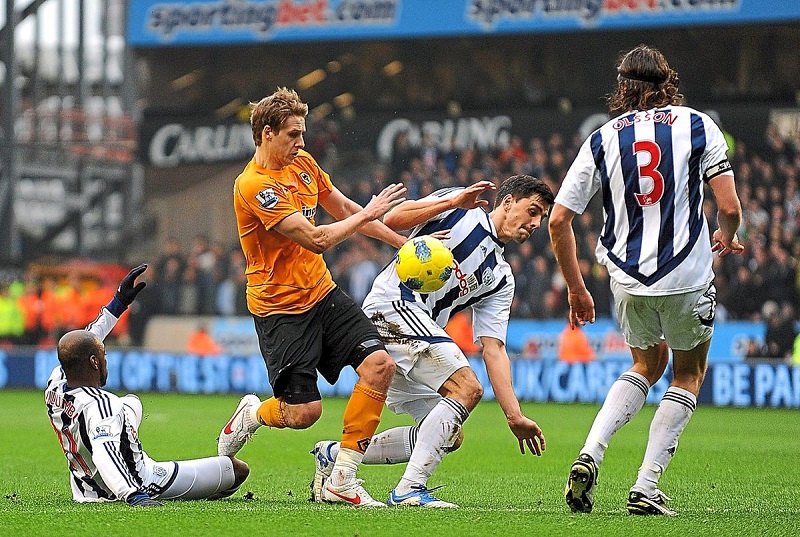 Soi kèo, nhận định West Brom vs Wolves 0h ngày 04/05/2021