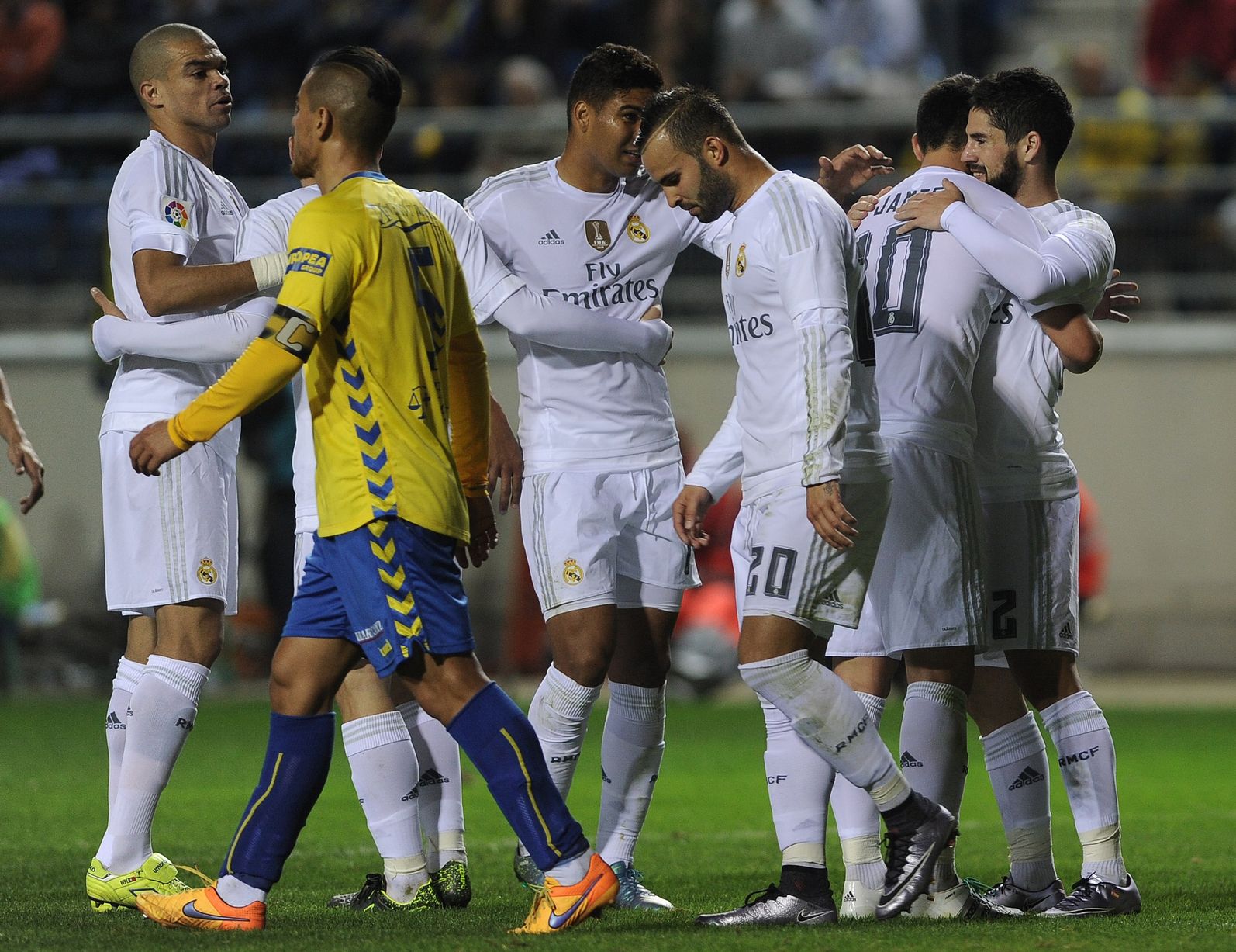 Nhận định, soi kèo Cadiz vs Real Madrid 