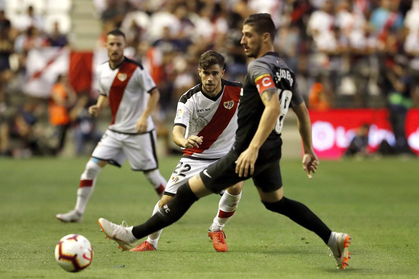 Nhận định, soi kèo Sevilla vs Vallecano 3h15 ngày 16/8/2021