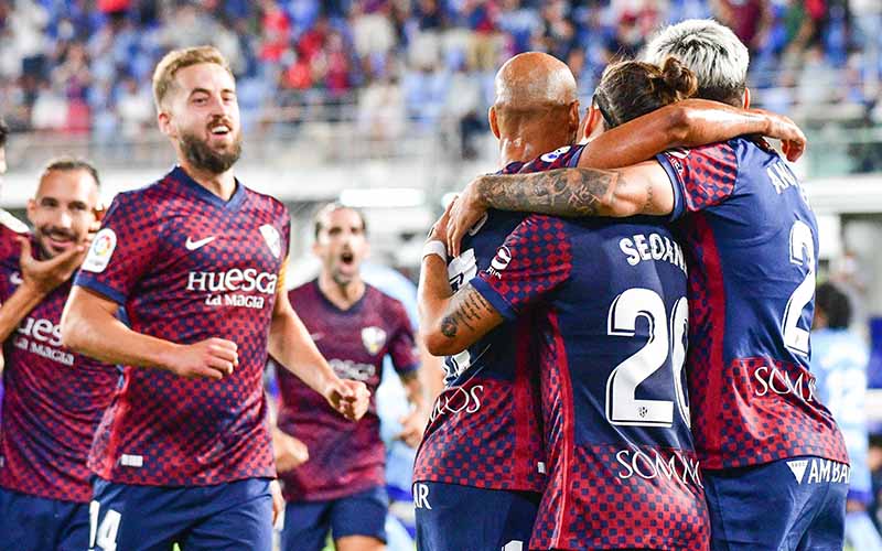  Nhận định, soi kèo Huesca vs Oviedo