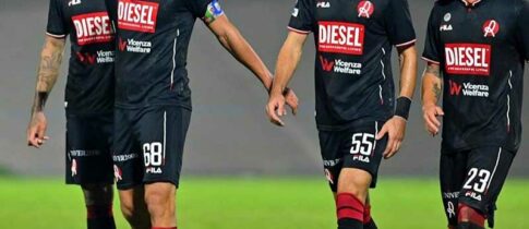 Nhận định, soi kèo L.R Vicenza vs Fiorenzuola, 01h30 ngày 20/3/2024